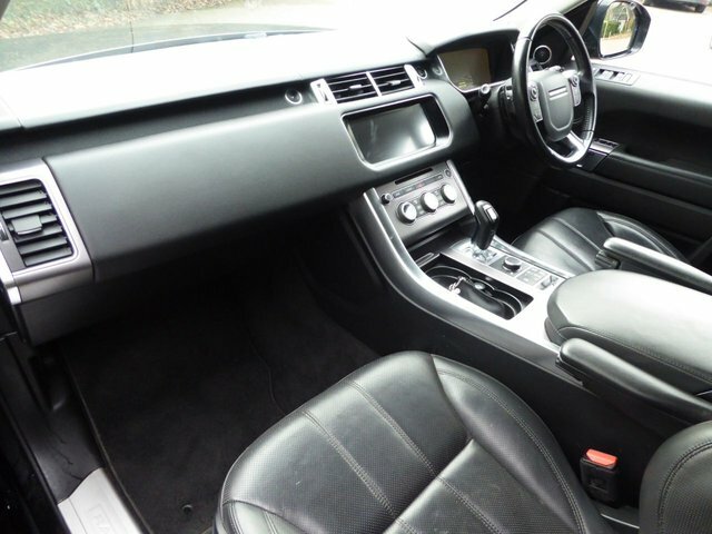 Land Rover Range Rover Sport 3.0 Sd V6 Hse YF67NTE Black #3