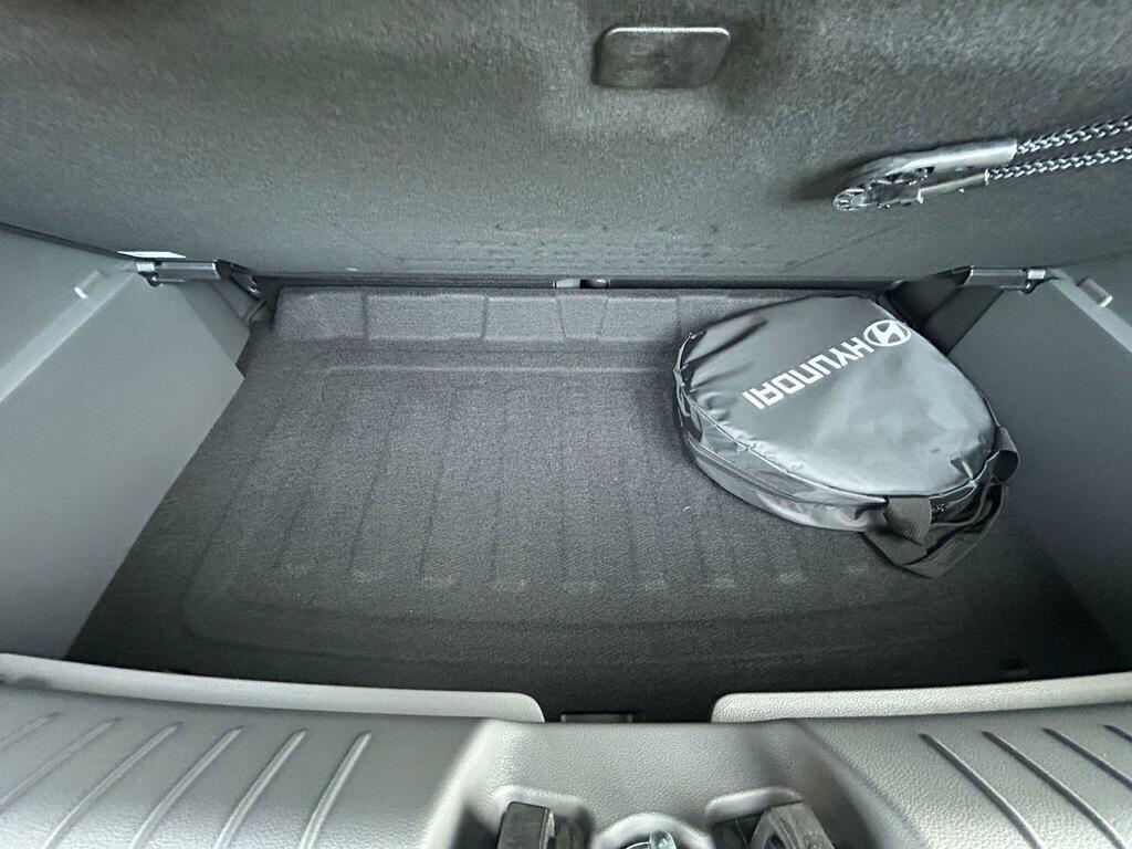 Hyundai Inster Long Range 49Kwh Cross MT75EZA #6