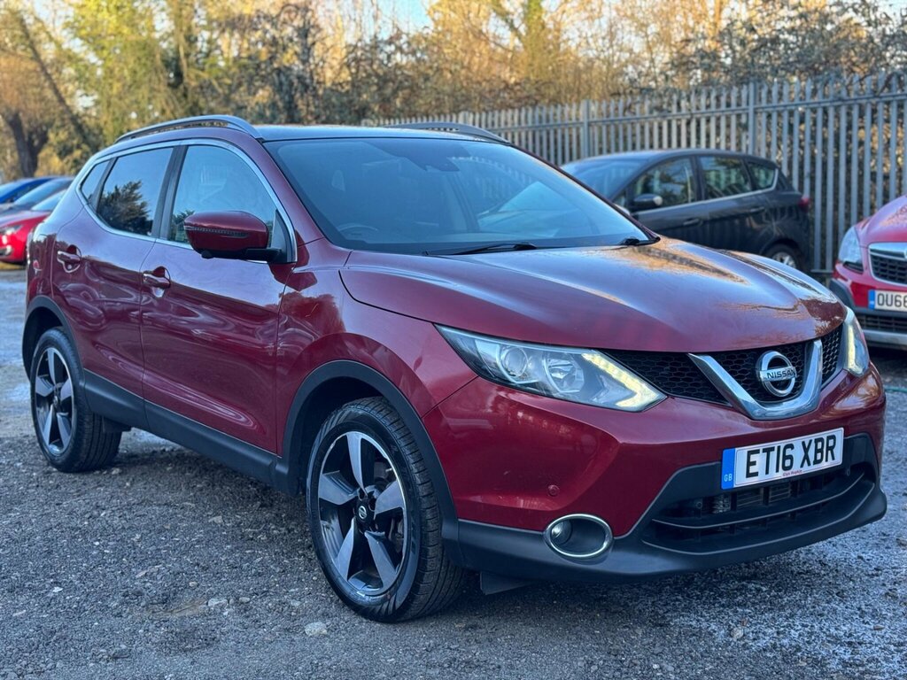 Nissan Qashqai 1.2 Dig-t N-connecta Xtron 2Wd Euro 6 Ss Red