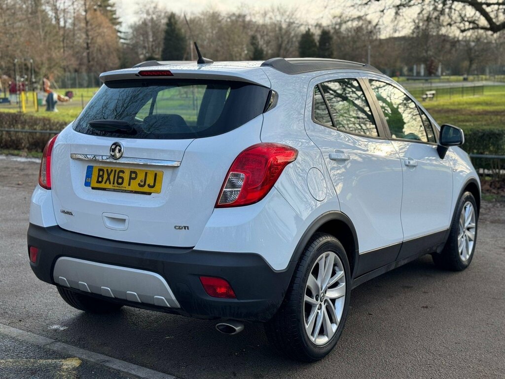 Vauxhall Mokka 1.6 Cdti Exclusiv 2Wd Euro 6 Ss BX16PJJ White #3