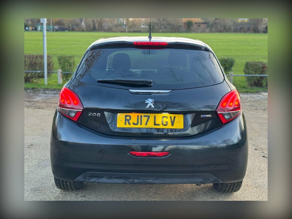 Peugeot 208 1.2 Puretech Black Edition Euro 6 RJ17LGV Black #6