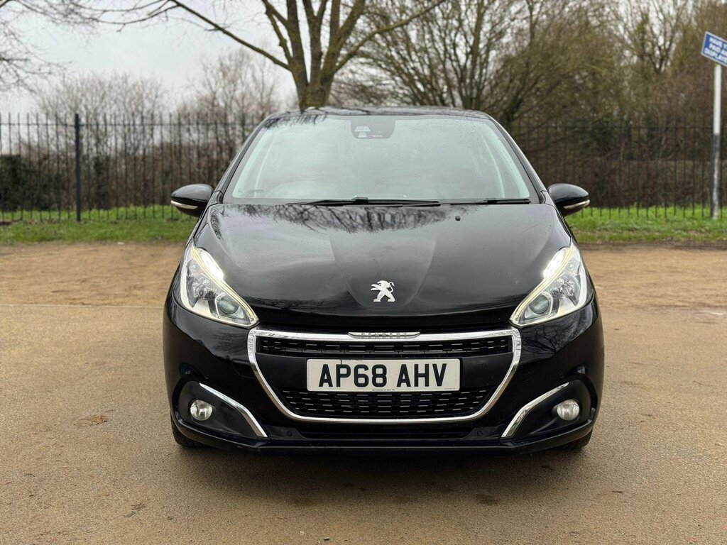Peugeot 208 1.2 Puretech Tech Edition Euro 6 Ss AP68AHV Black #5