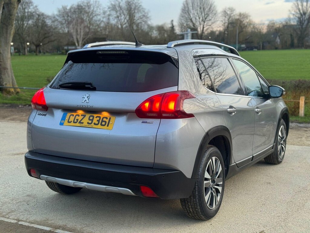 Peugeot 2008 1.2 Puretech Allure Euro 6 CGZ9361 Grey #4
