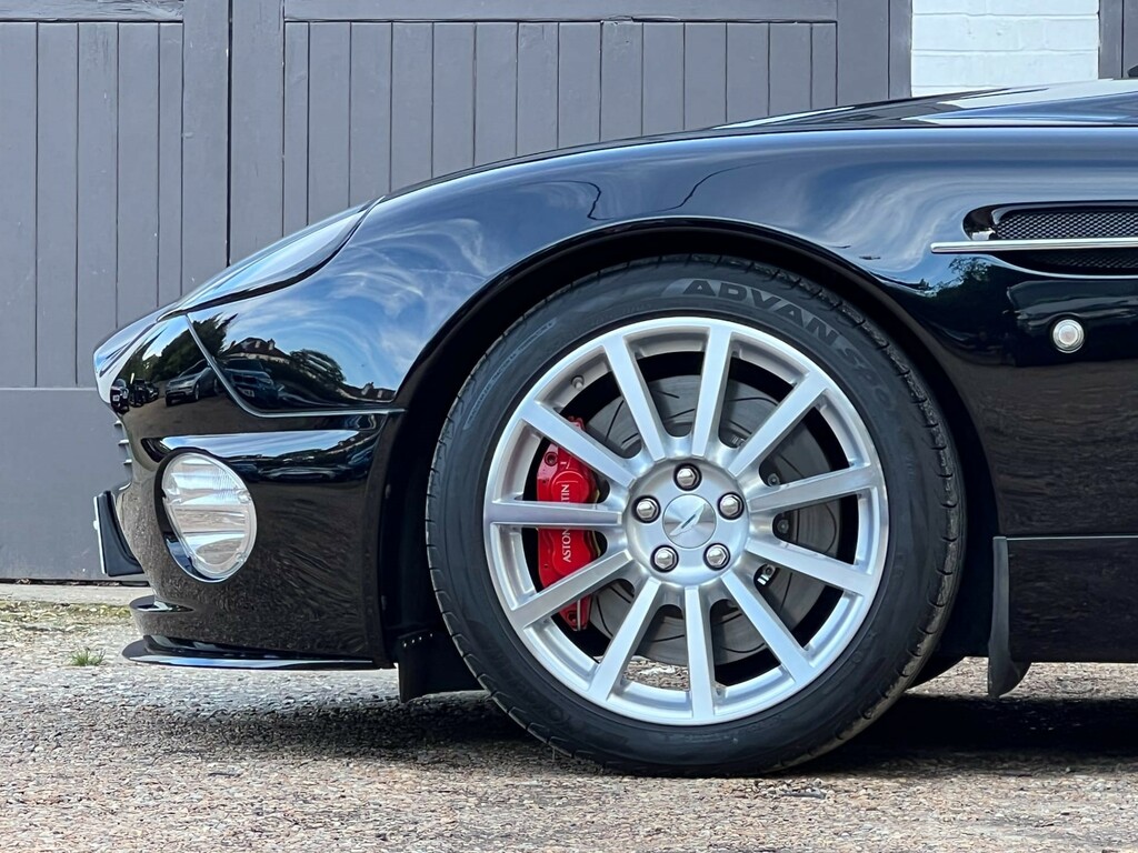 Aston Martin Vanquish 5.9 S Coupe 448 Gkm, 520 Bh Black #4