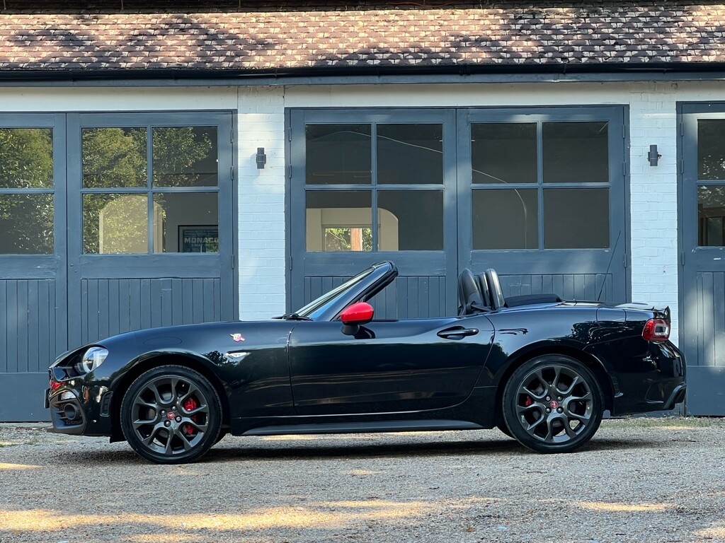 Abarth 124 Spider 1.4 Multiair Convertible Euro 6 1 KT18JWP Black #4