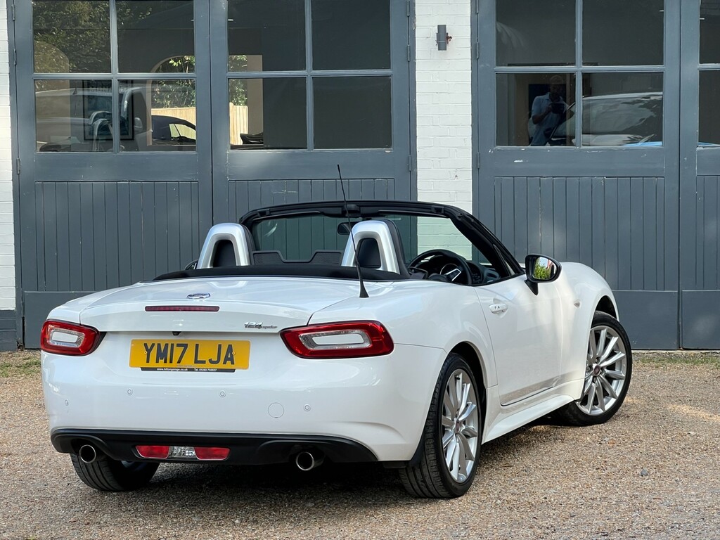 Fiat 124 Spider 1.4 Multiair Lusso Convertible Euro 6 YM17LJA White #4
