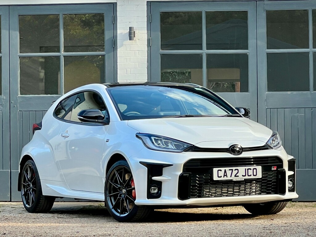 Toyota Yaris 1.6T Gr Circuit Hatchback Awd Eu CA72JCO White #5