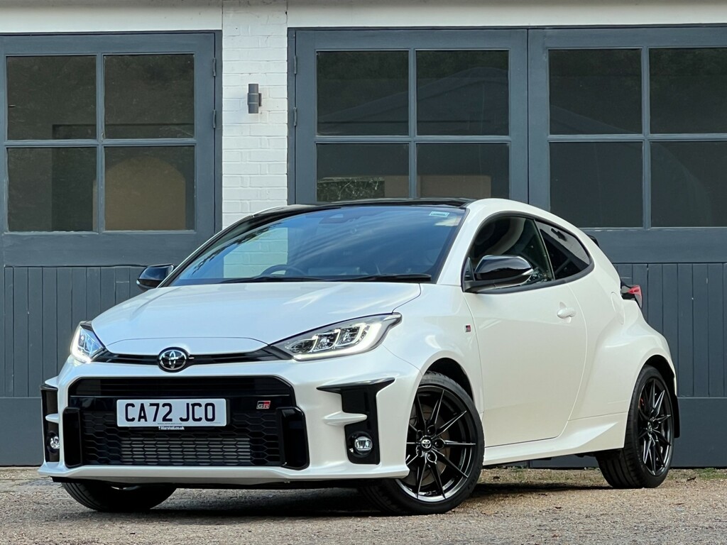 Toyota Yaris 1.6T Gr Circuit Hatchback Awd Eu White