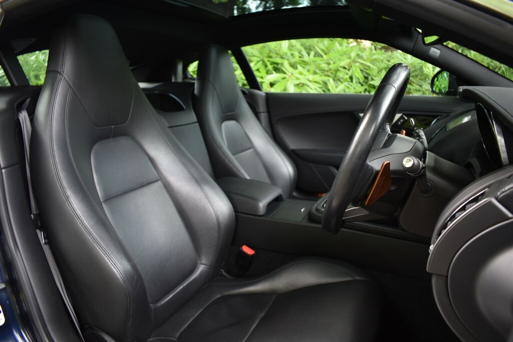 Jaguar F-Type 3.0 L V6 Spanoramic Roof And Reversing Camera GV16XCB Blue #2
