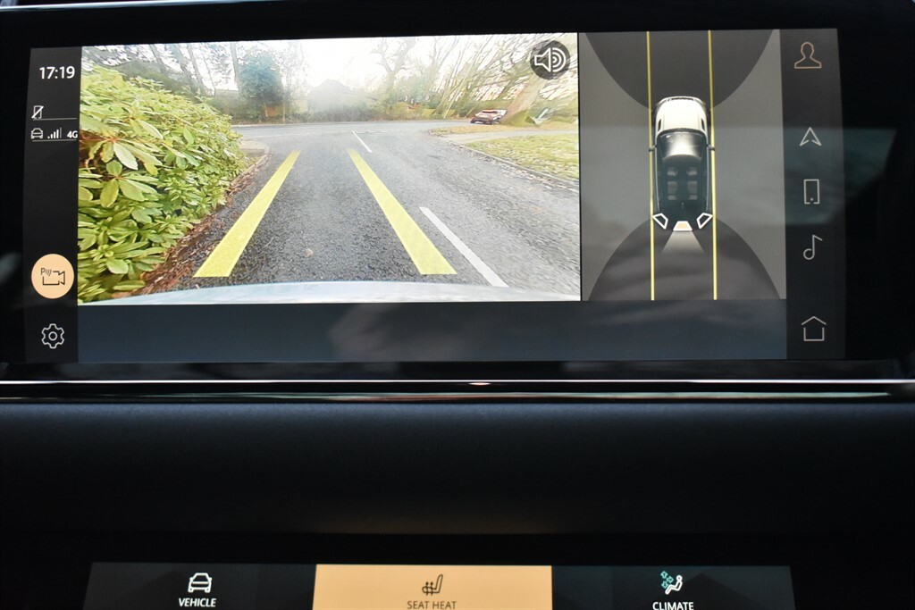 Land Rover Range Rover Evoque 1.5 L R-dynamic Sepanoramic Roof Grey #4