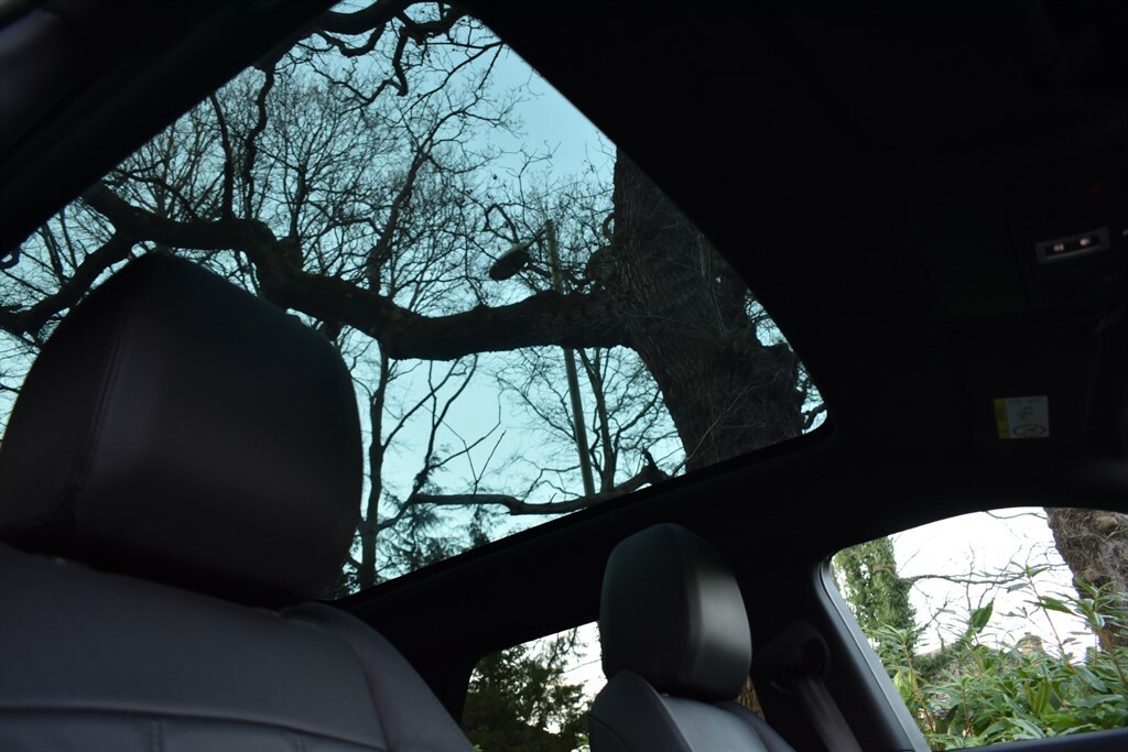 Land Rover Range Rover Evoque 1.5 L R-dynamic Sepanoramic Roof Grey #3