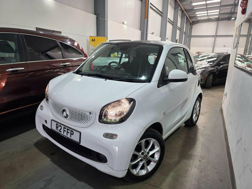 Smart Fortwo 1.0 Passion Twinamic Euro 6 Ss White