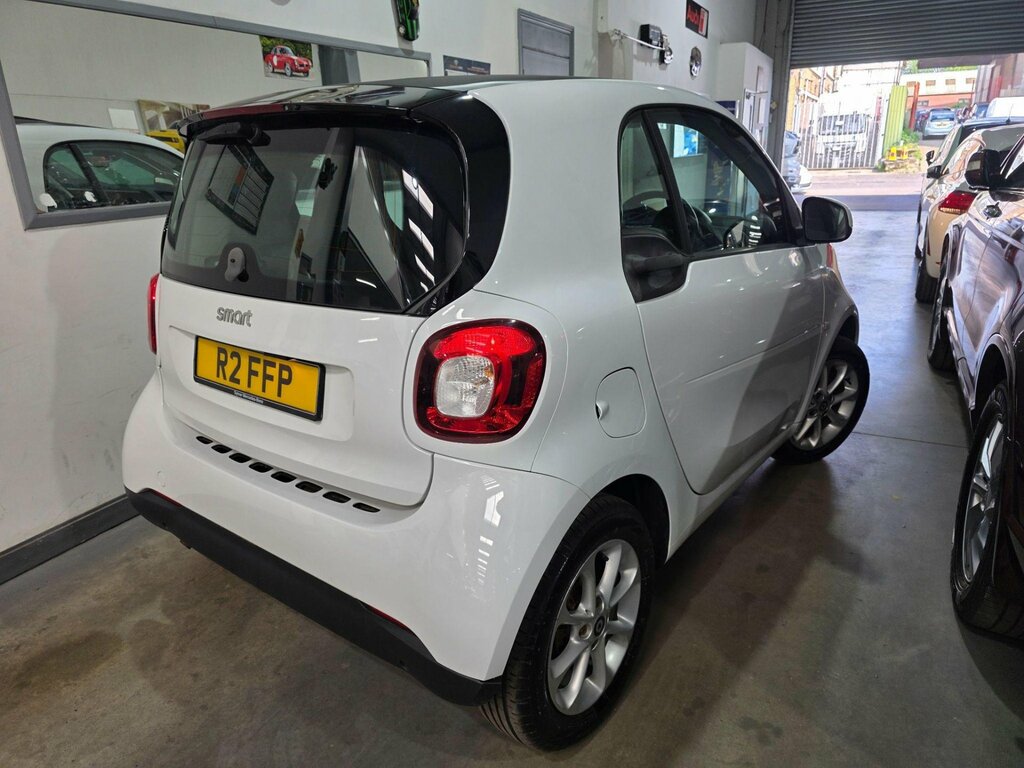 Smart Fortwo 1.0 Passion Twinamic Euro 6 Ss White #2