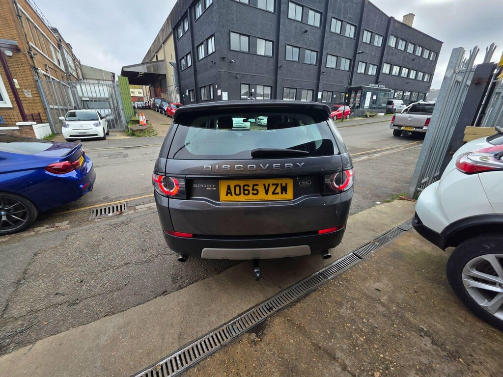 Land Rover Discovery Sport 2.0 Td4 Hse 4Wd Euro 6 Ss AO65VZW Grey #3