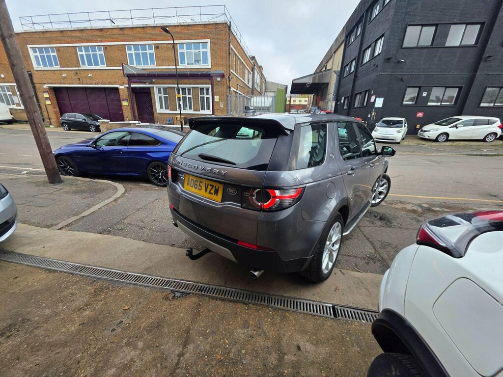 Land Rover Discovery Sport 2.0 Td4 Hse 4Wd Euro 6 Ss AO65VZW Grey #4