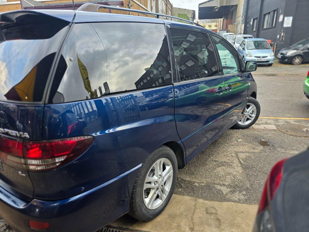 Toyota Previa T Spirit Beige #2
