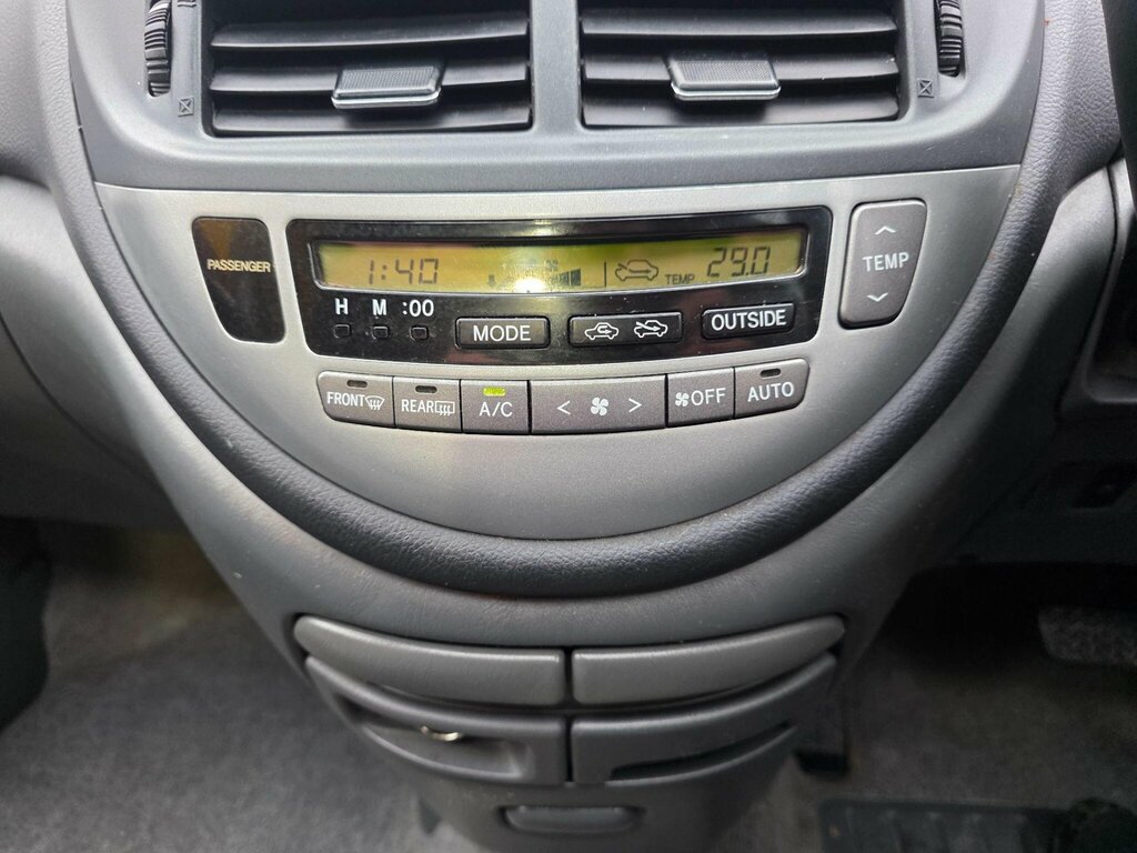 Toyota Previa T Spirit Beige #58