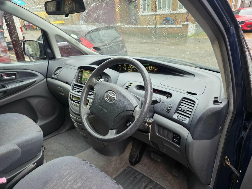 Toyota Previa T Spirit Beige #7