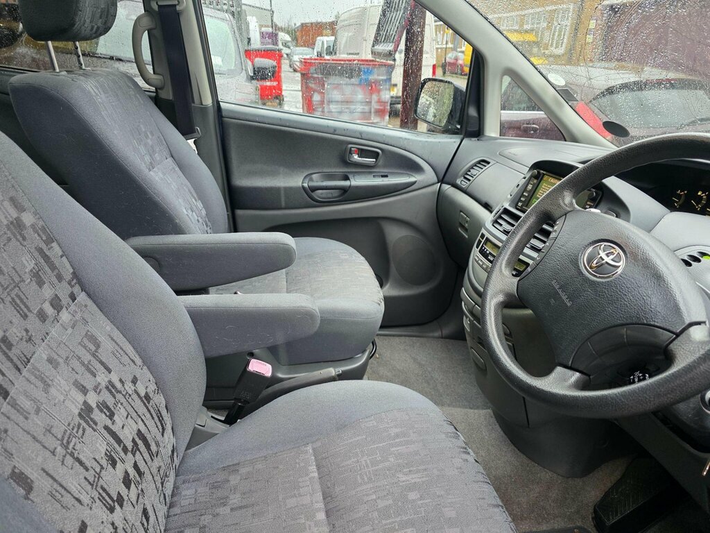 Toyota Previa T Spirit Beige #10