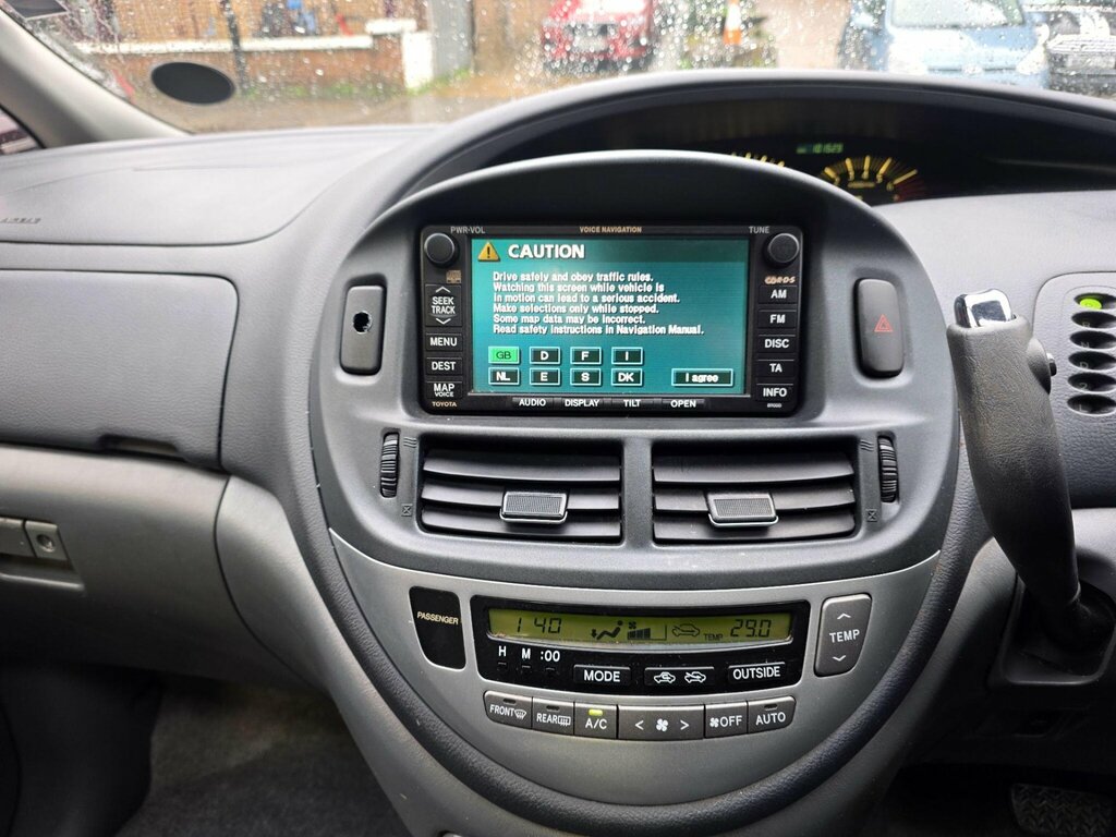 Toyota Previa T Spirit Beige #47