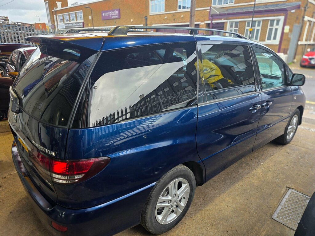 Toyota Previa T Spirit Beige #20