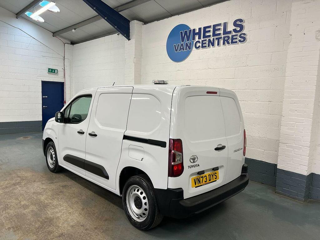 Toyota Proace City Proace City 1.5 Bluehdi Active Short Panel Van Swb VN73DYS White #5