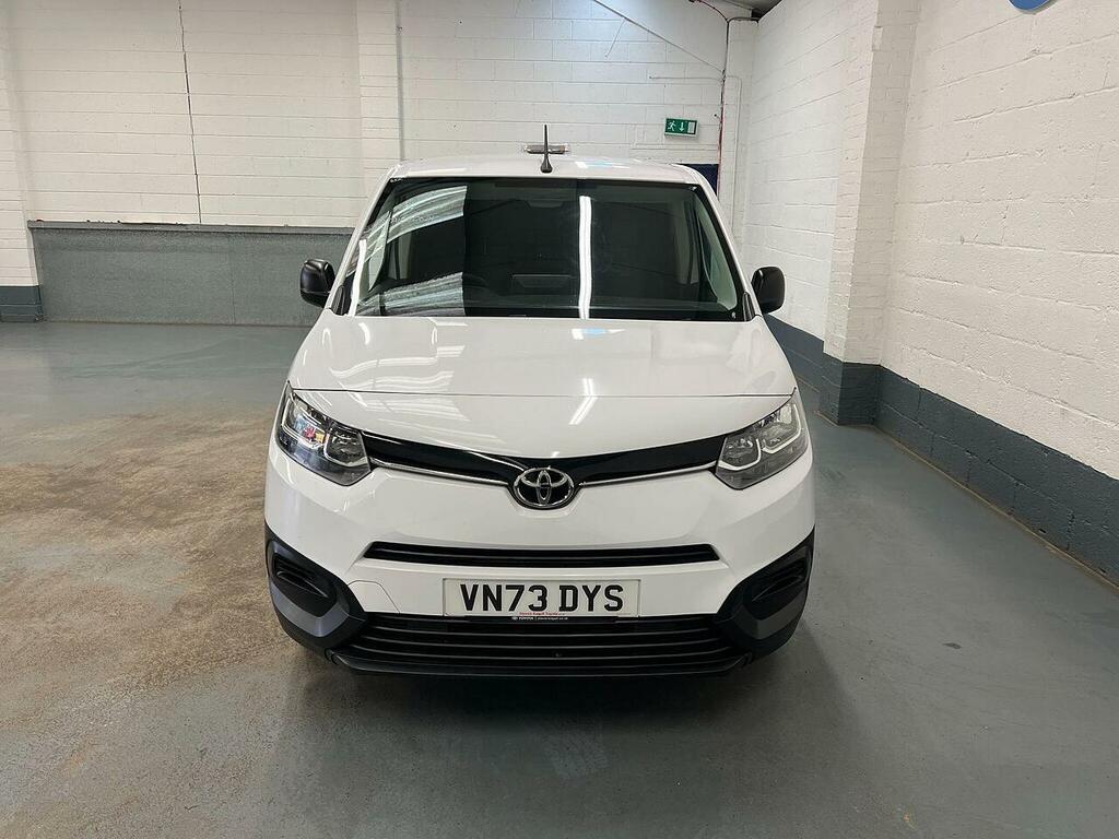 Toyota Proace City Proace City 1.5 Bluehdi Active Short Panel Van Swb VN73DYS White #4