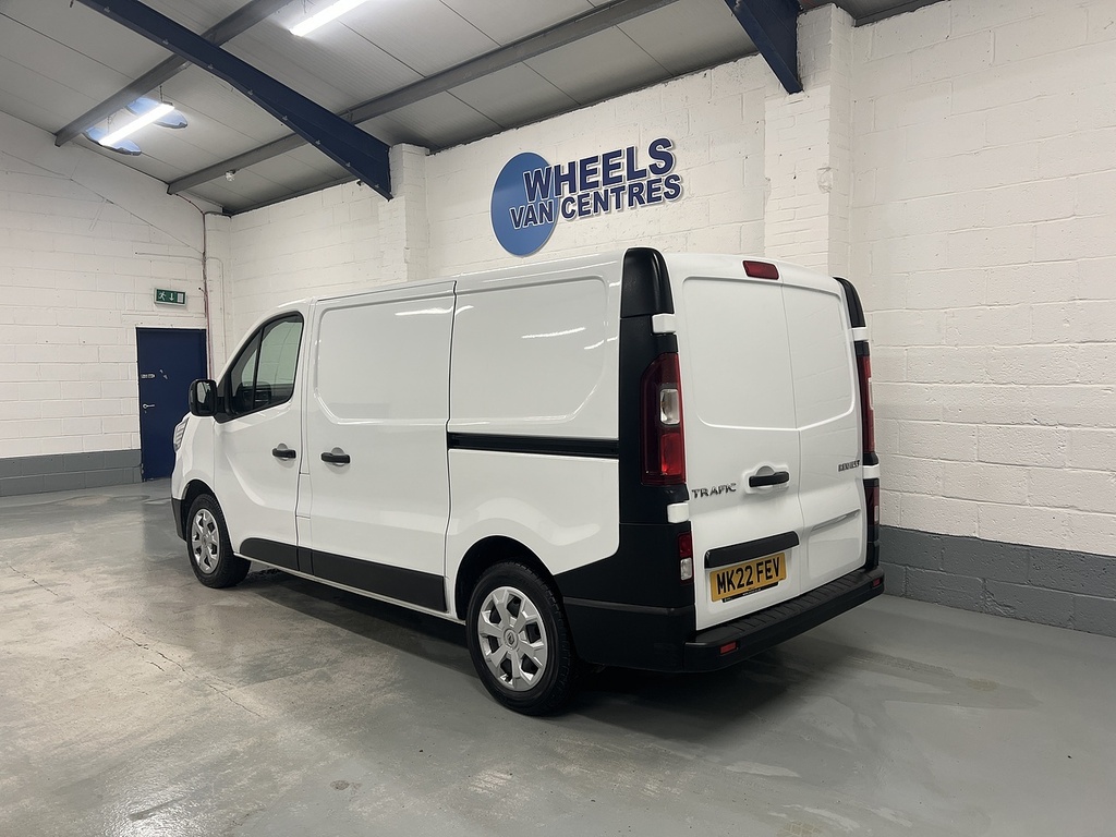 Renault Trafic 2.0 Dci Blue Sl28 Business Panel Van Ma MK22FEV White #3