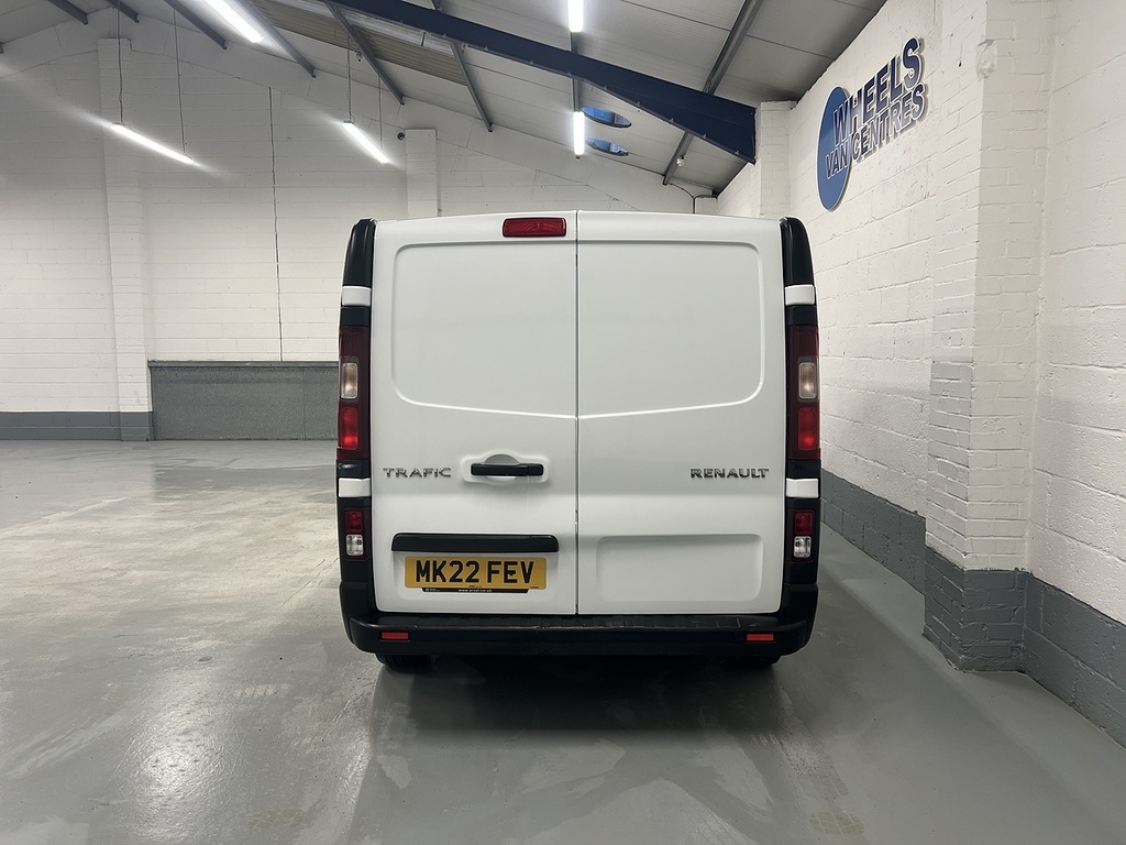 Renault Trafic 2.0 Dci Blue Sl28 Business Panel Van Ma MK22FEV White #4