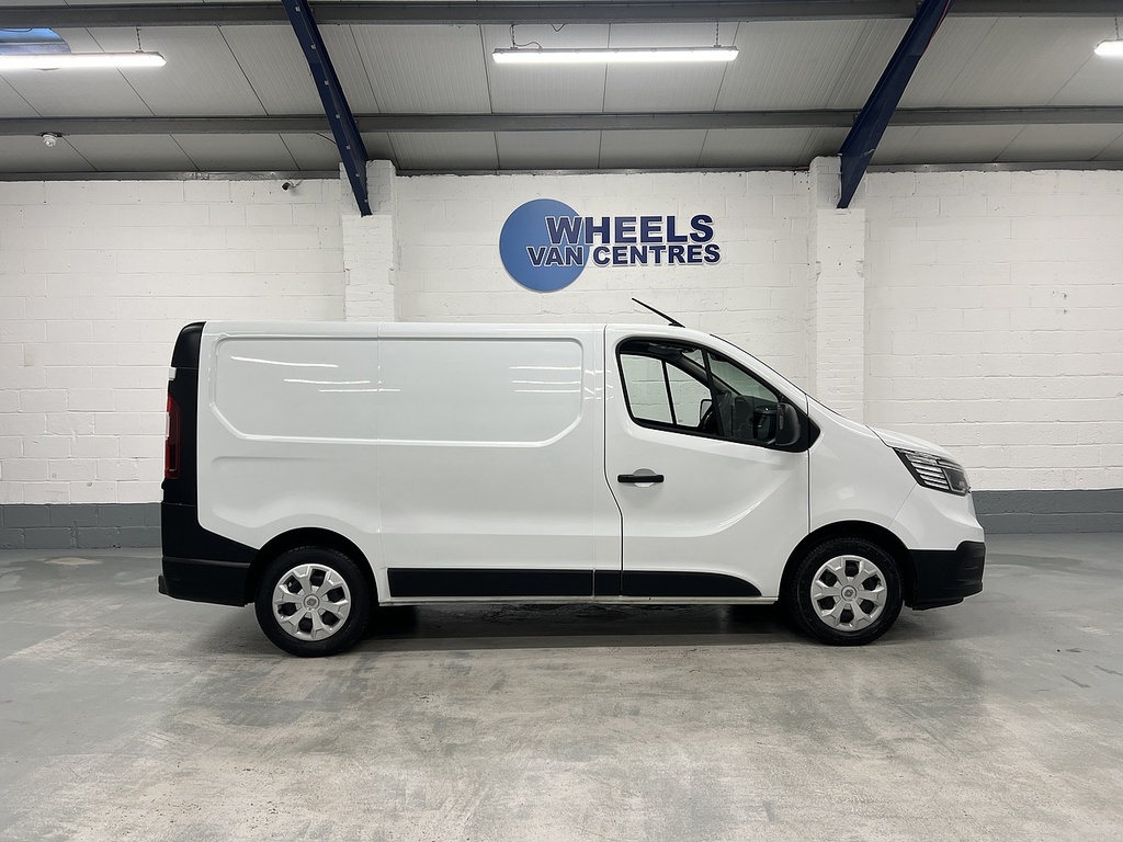Renault Trafic 2.0 Dci Blue Sl28 Business Panel Van Ma MK22FEV White #6