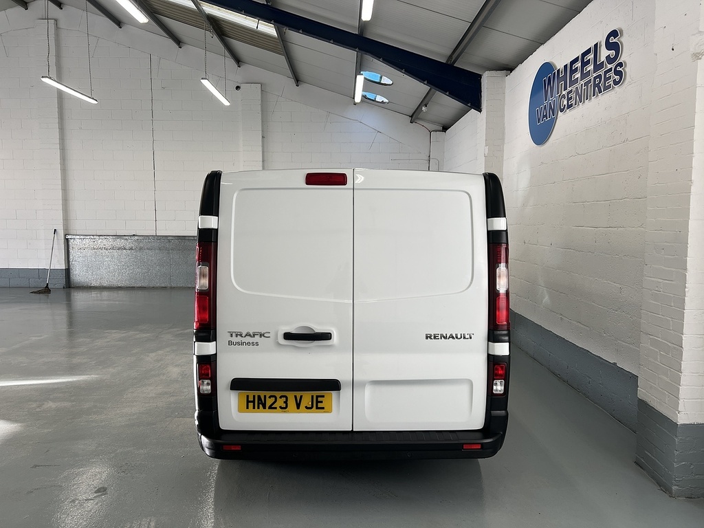 Renault Trafic 2.0 Dci Blue Sl28 Business Panel Van Ma HN23VJE White #4