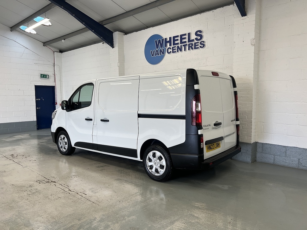Renault Trafic 2.0 Dci Blue Sl28 Business Panel Van Ma HN23JXH White #3