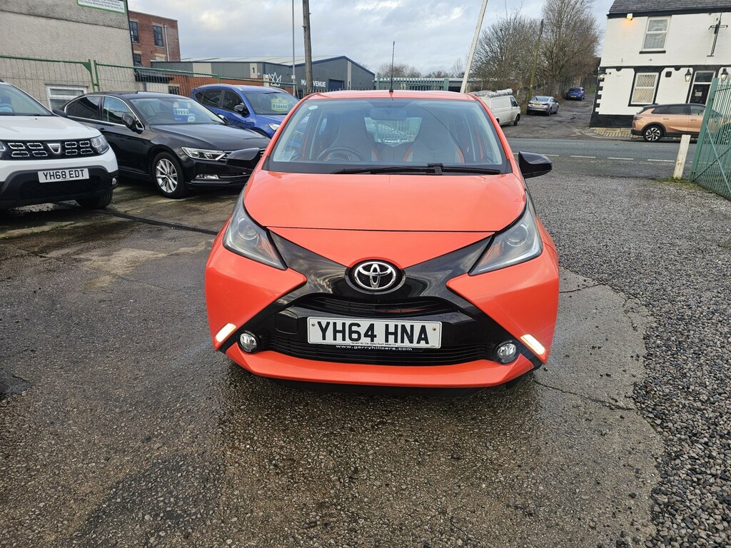 Toyota Aygo Hatchback 1.0 Vvt-i X-cite 201464 Orange