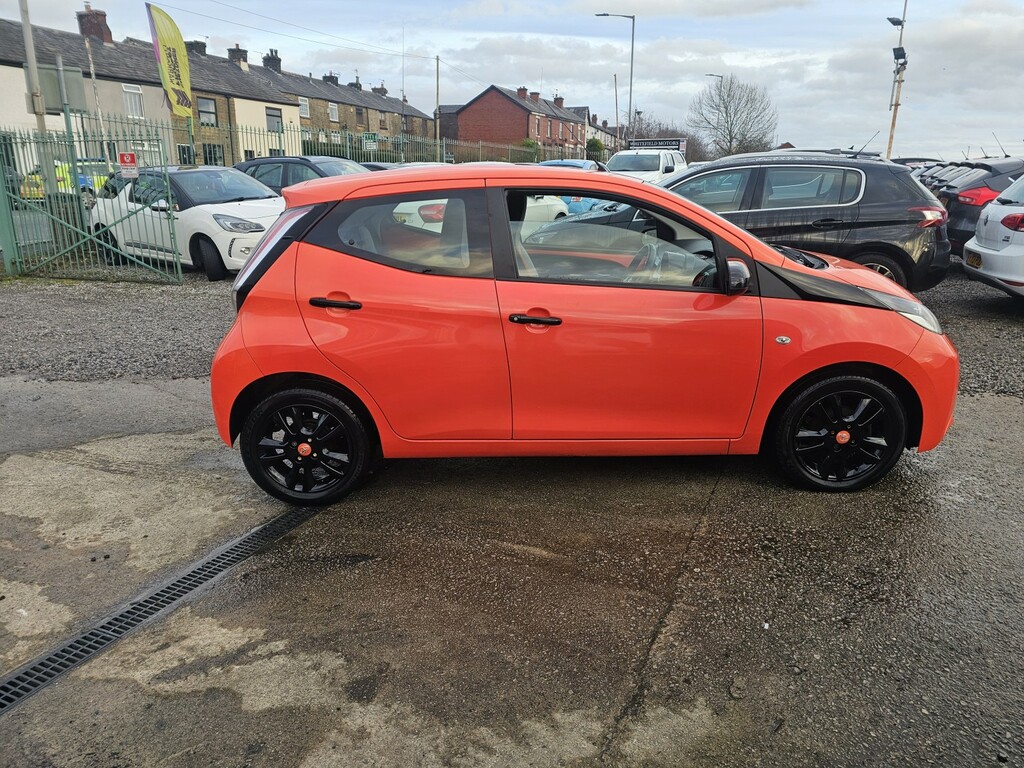 Toyota Aygo Hatchback 1.0 Vvt-i X-cite 201464 YH64HNA Orange #4