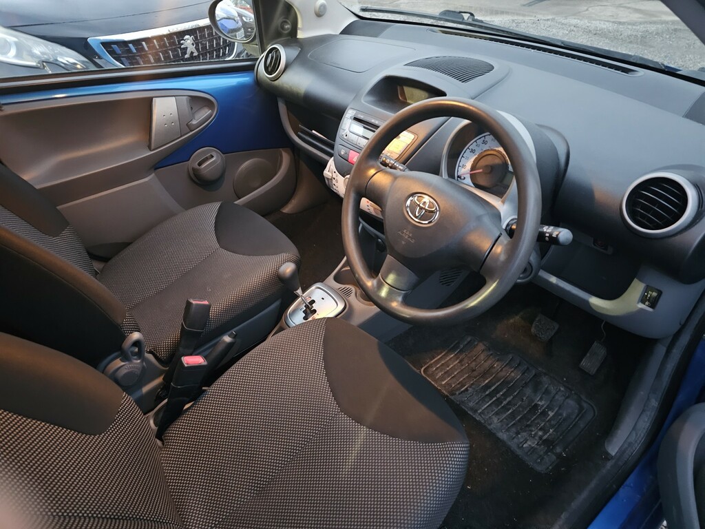 Toyota Aygo Hatchback 1.0 Vvt-i Blue 201111 Blue #4