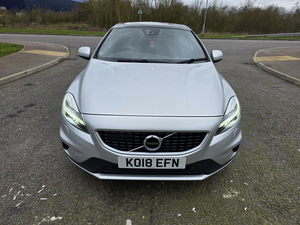 Volvo V40 Hatchback 2.0 R-design Pro D3 201818 Silver