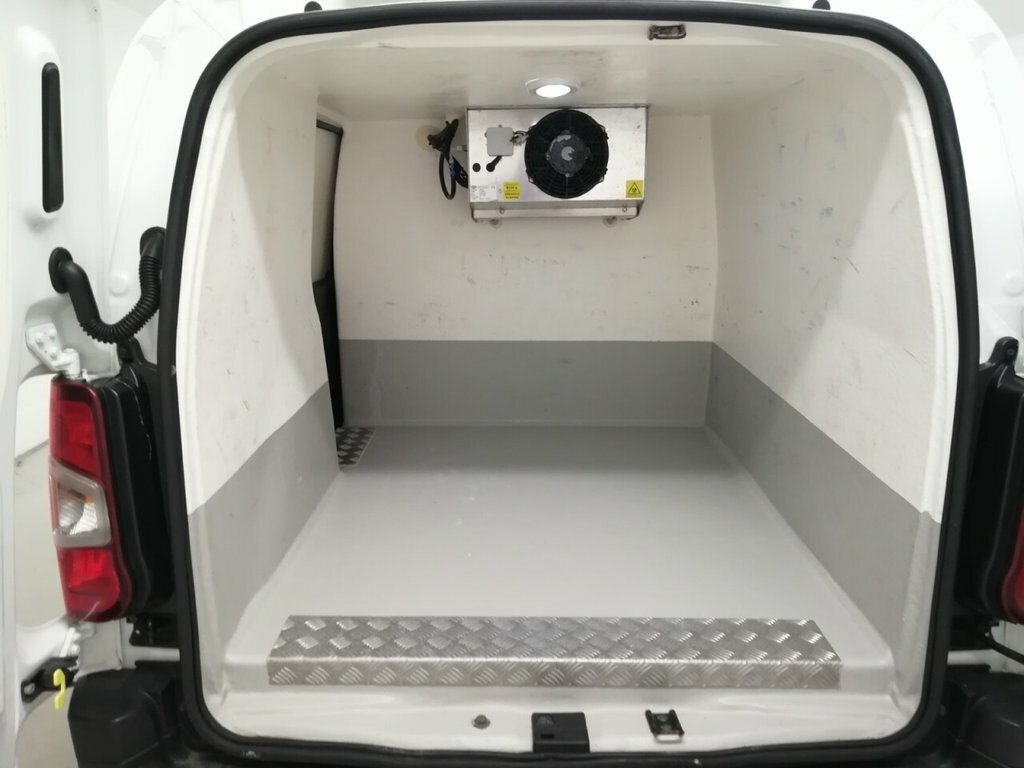 Peugeot Partner 1.5L Professional AE20YLG White #6