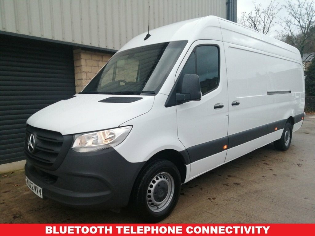 Mercedes-Benz Sprinter 2L Progressive KU22WVV White #2