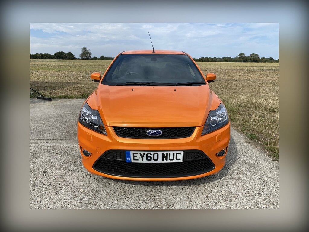 Ford Focus 2.5 St-3 Hatchback 224 Gkm, 22 Orange #2