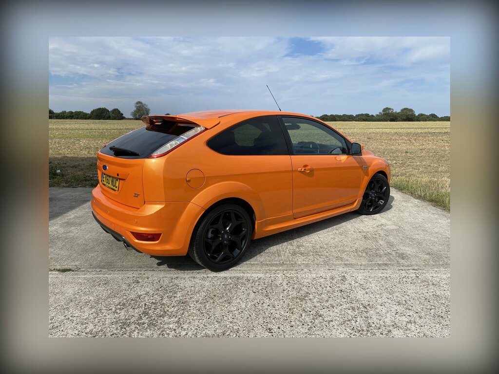 Ford Focus 2.5 St-3 Hatchback 224 Gkm, 22 Orange #3