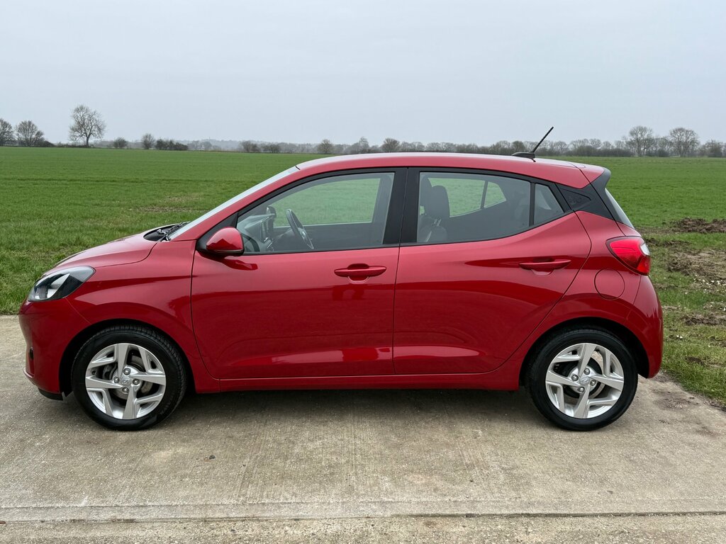 Hyundai I10 1.0 Se Connect Hatchback Euro 6 EN72FHR Red #3