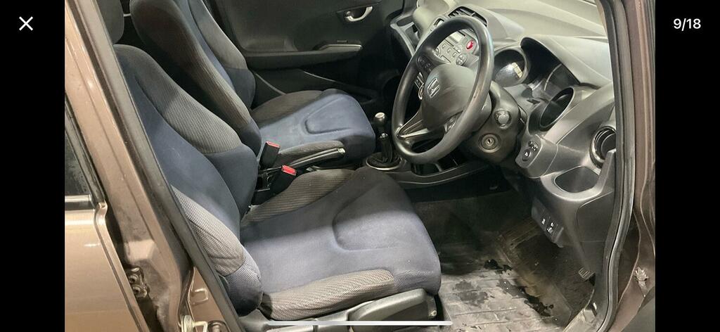 Honda Jazz Hatchback 1.4 I-vtec Es 201161 WF61ERX Brown #2