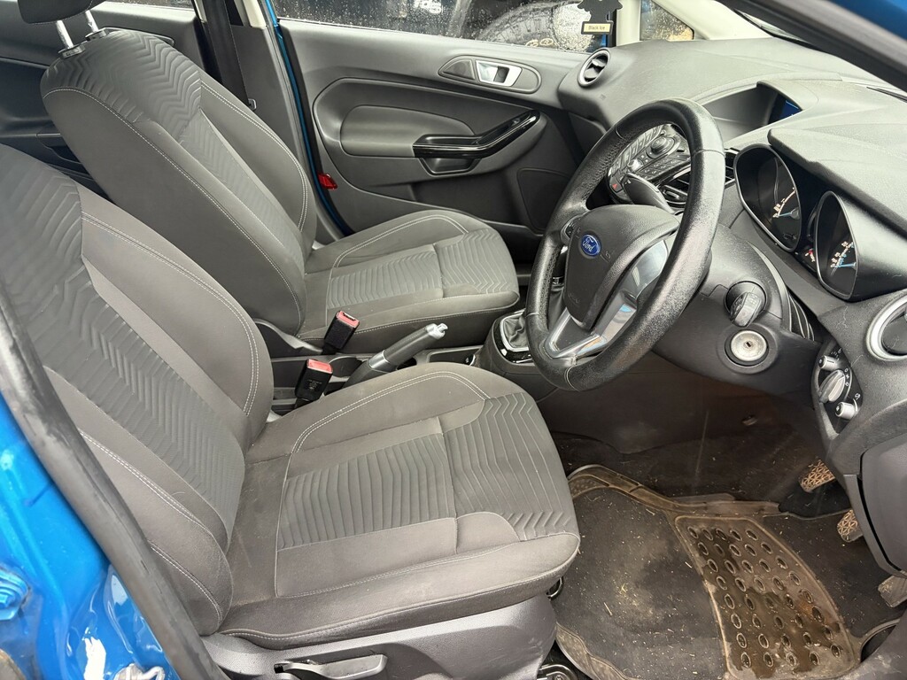 Ford Fiesta Hatchback 1.0 T Ecoboost Zetec 201363 DY63UWO Blue #3