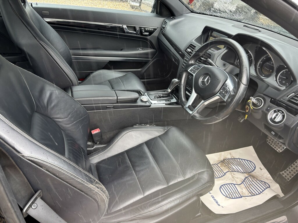 Mercedes-Benz E Class Convertible 2.1 E250 Cdi Blueefficiency Sport 201 WN12MFP Black #2