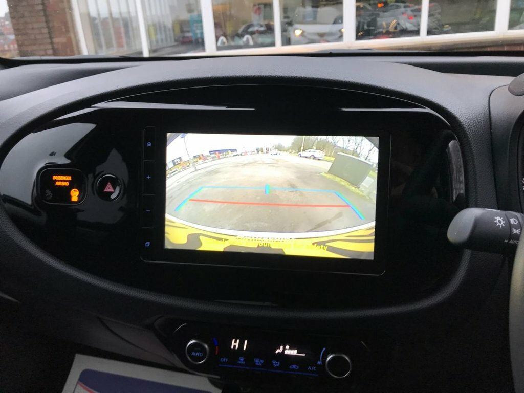 Toyota Aygo X 1L Edge SY24UPE White #2