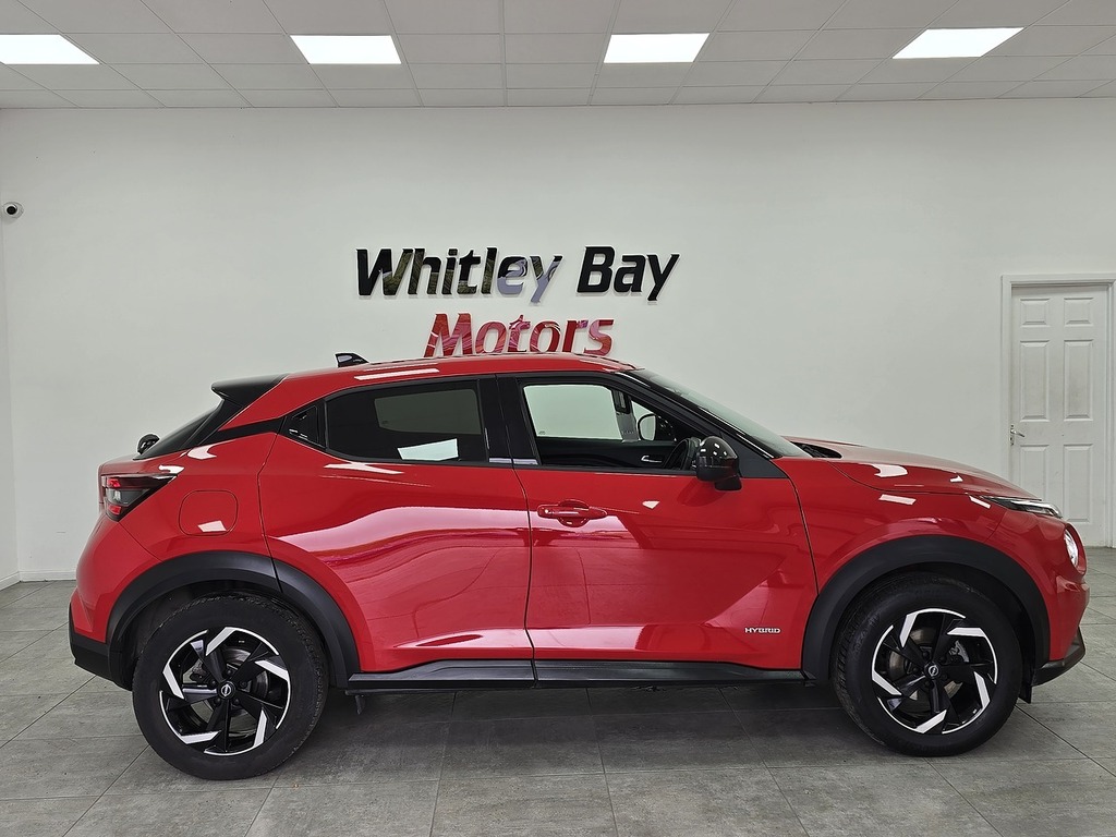 Nissan Juke N-connecta NJ23DFC Red #2