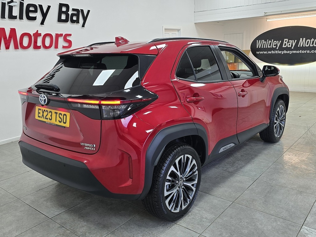 Toyota Yaris Cross Vvt-h Excel EX23TSO Red #3