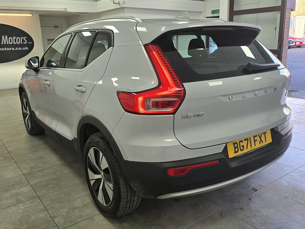 Volvo XC40 H T4 Inscription Expression BG71FXT Silver #5