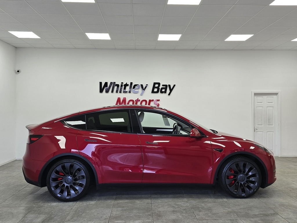 Tesla Model Y Performance NA72ZRO Red #3