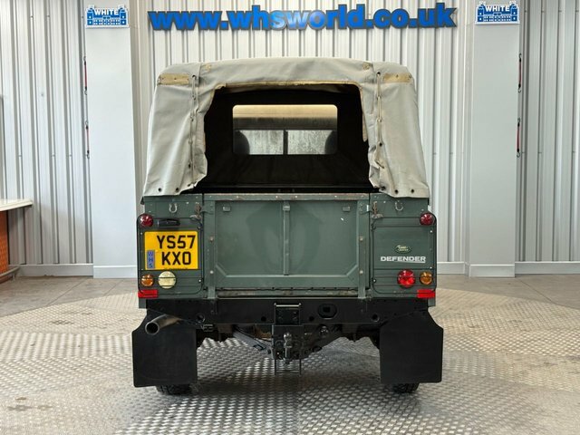 Land Rover Defender 110 2008 2.4 Tdci 110 Mwb Scab Pickup 4Wd Green #4